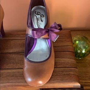 Cute shoes. Poetic License from London